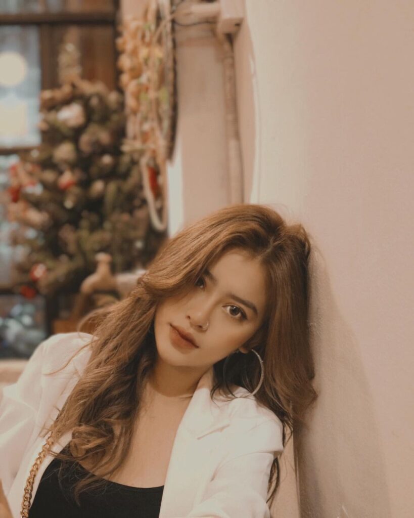 anh gai xinh 2k2 xu huong lam dep tre trung va phong cach tu tin cua the he moi 697d6ff6c52f6