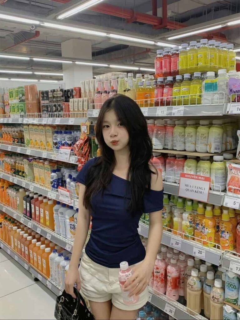 anh gai xinh lop 12 thau hieu ve dep tuoi moi lon trong xa hoi ngay nay 697d5db075744