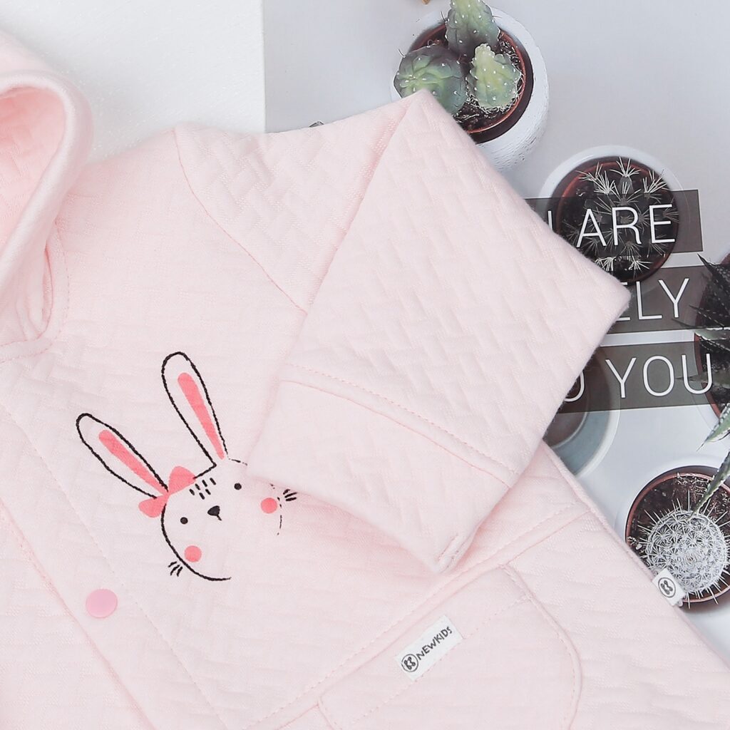 ao khoac xinh yeu cho be gai toa sang voi thoi trang nhi dang yeu va phong cach 697db4a6a9912