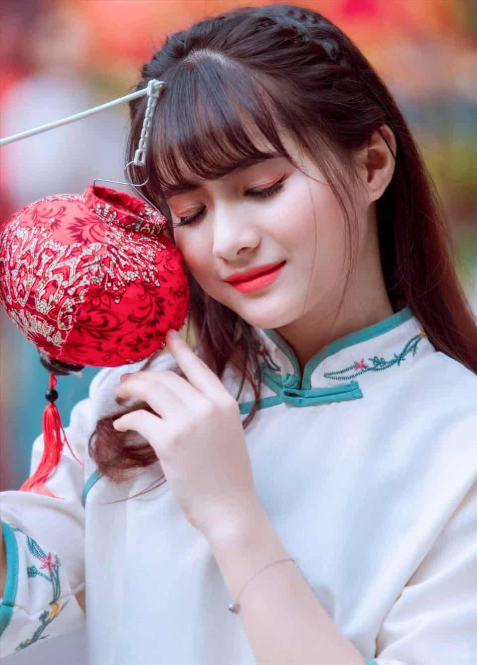 Các cô gái xinh đẹp và quyến rũ – Nét đẹp chinh phục mọi ánh nhìn từ nội tâm đến ngoại hình