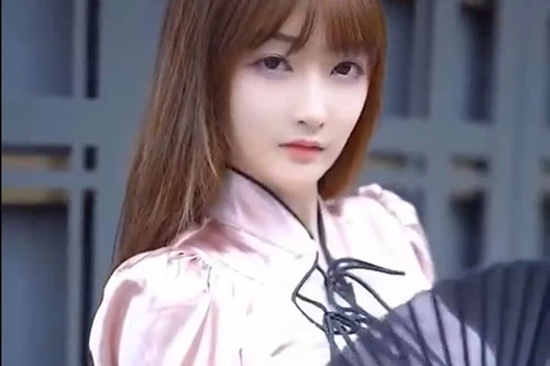 clip gai xinh xu huong nong bong tren nen tang video ngan va nhung anh huong phong phu 697d3f7514a82