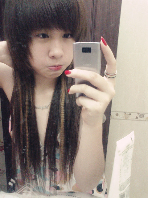 coi do gai xinh hien tuong phuc tap trong the gioi so va nhung ap luc xa hoi 697d3d92e5305