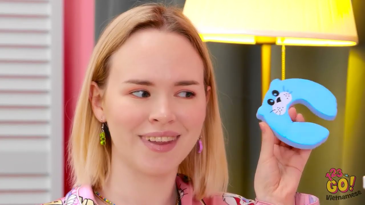 Gái xinh đi ỉa - Hiện trạng và những hệ lụy của trào lưu phản cảm trên mạng xã hội