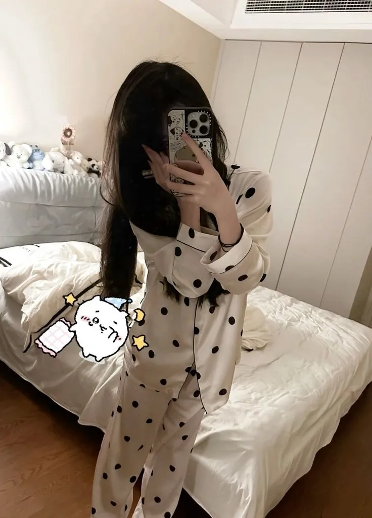 gai xinh mac do ngu sexy xu huong goi cam va quyen ru trong thoi trang phong ngu 697d292eef0a8