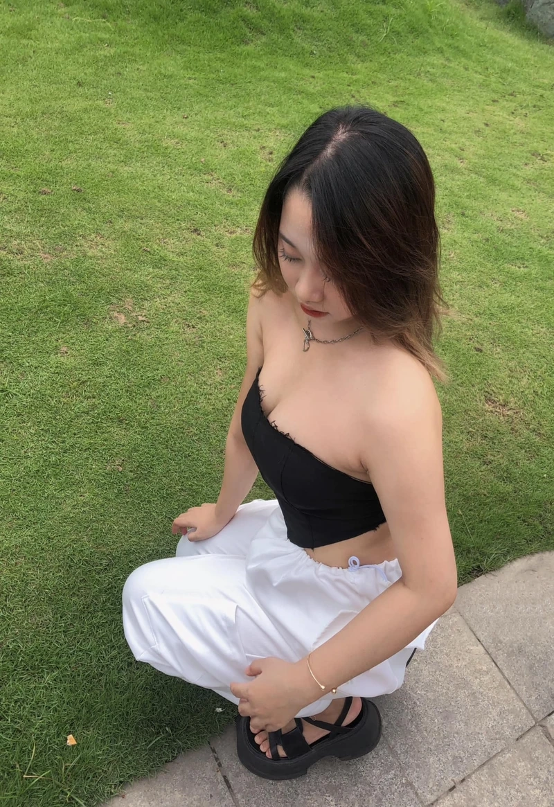 Gái xinh quần bó - Xu hướng thời trang quyến rũ và phong cách cá nhân nổi bật