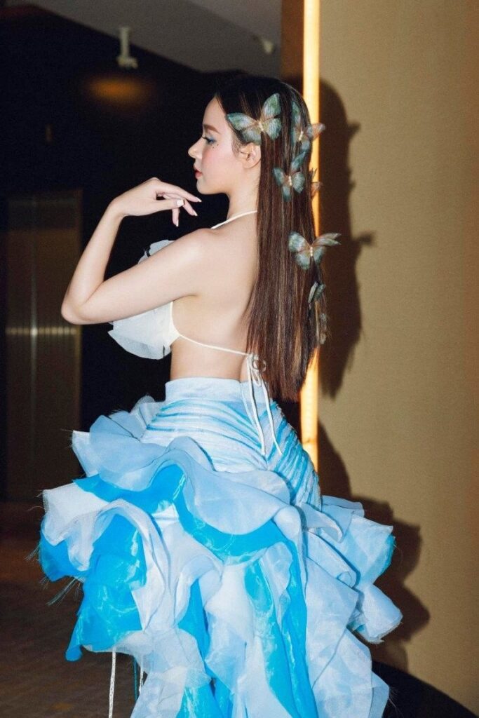 gai xinh show buom xu huong giai tri gay tranh cai va nhung anh huong khong ngo 697d9142c7b91