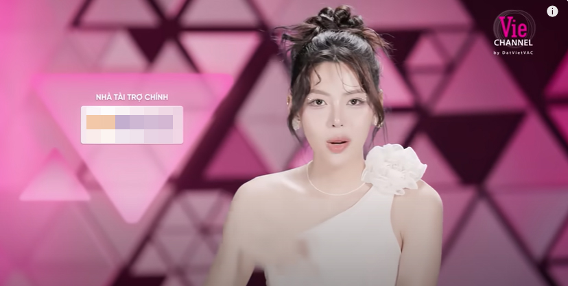 gai xinh show hang khung xu huong gay nhuc nhoi trong xa hoi duong dai 697d764c3bda3