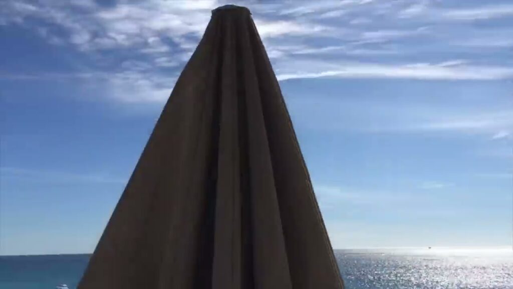 gai xinh tam khong che net dep tu nhien hoa quyen cung nghe thuat the hien 697d36c92b6a1