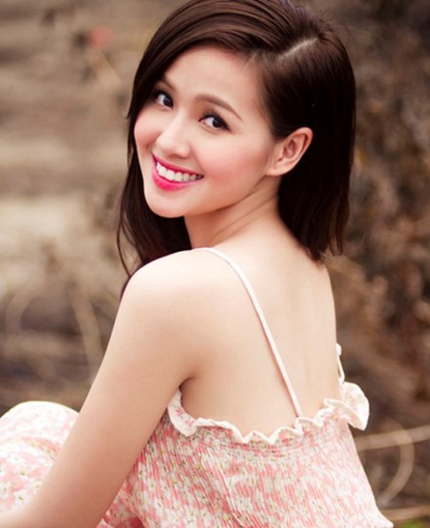 gai xinh tam ve dep thuan khiet va suc hut kho cuong trong the gioi so 697d0ef24be56