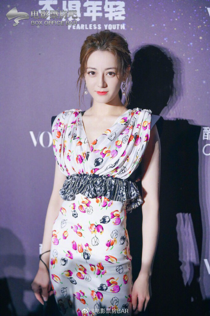 gai xinh tha rong xu huong moi hay hiem hoa tiem tang cua mang xa hoi viet nam 697da52a4f73b