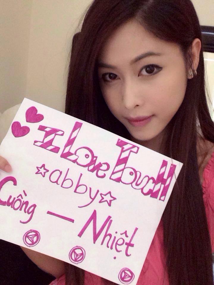 gai xinh tu suong hien tuong gay tranh cai trong thoi dai so hoa 697d0733da322