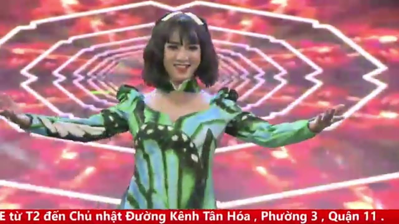 Gái xinh Việt Nam show bướm - Xu hướng gây sốc hay cảnh báo xã hội?