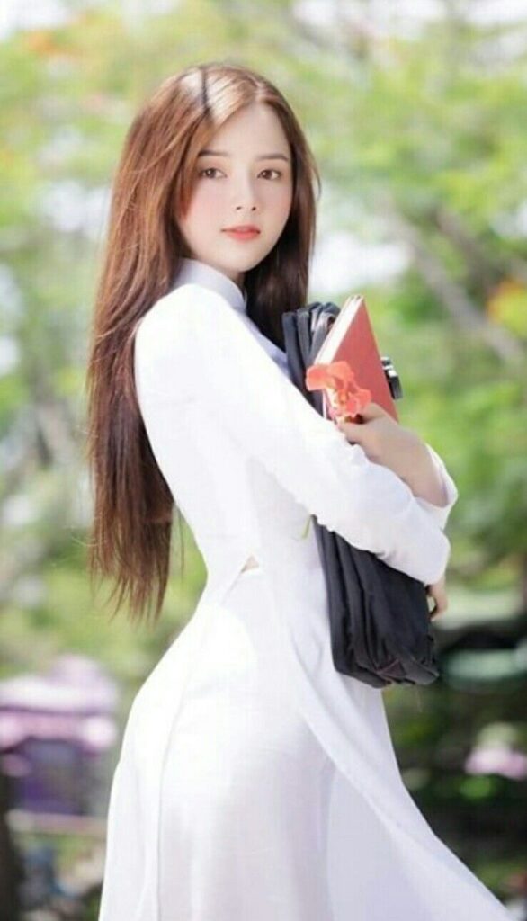 gai xinh vn hien tuong mang xa hoi noi bat va tac dong sau rong den gioi tre viet nam 697d22dc55d7e