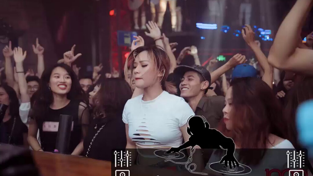 gai xinh xa do trao luu mua sam day soi dong thu hut gioi tre hien nay 697d908b3f2af