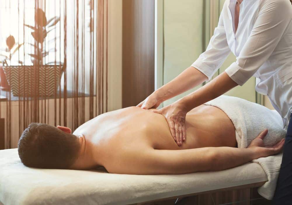 kham pha nhan thuc ve massage kich duc gai xinh goc nhin tong quan va phan tich chuyen sau 697d4cd330aca