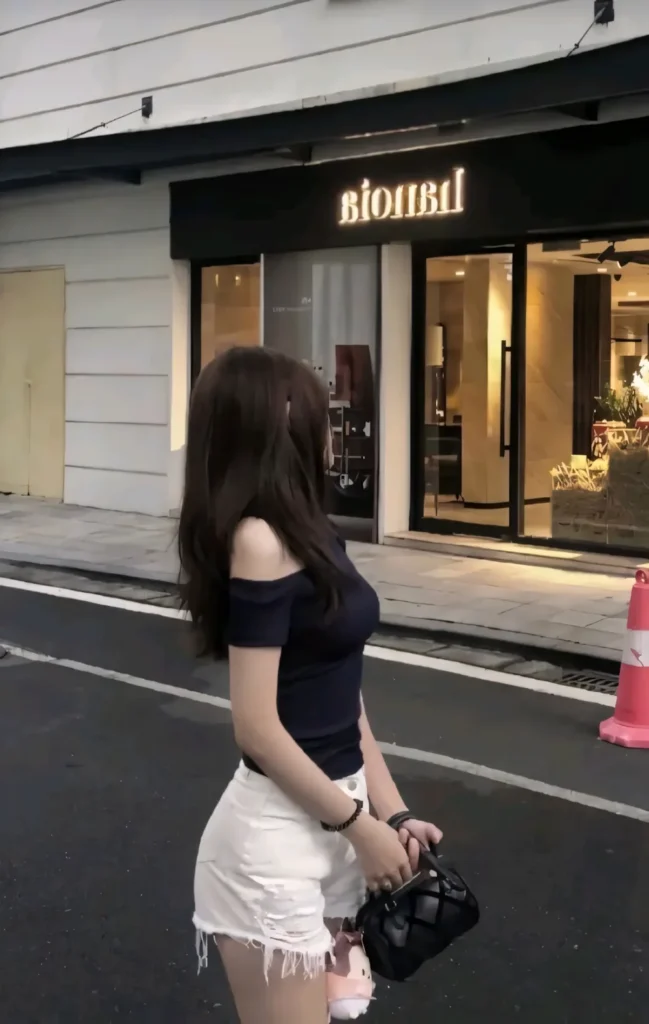 kham pha ve dep bi an qua anh gai xinh chup dang che mat trao luu noi bat hien nay 697d2b8bf0903