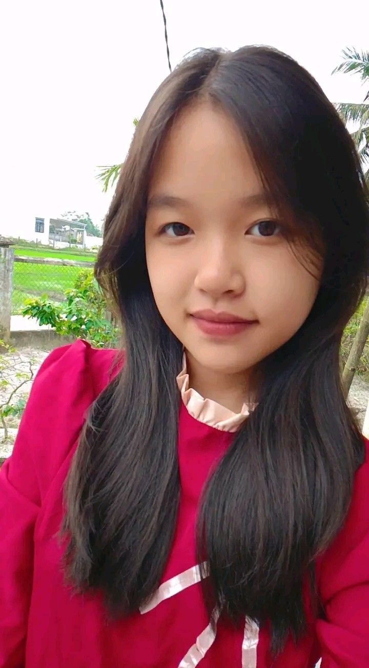 Khám phá vẻ đẹp năng động và quyến rũ của hình gái xinh K9 - Những góc nhìn mới về tuổi học trò