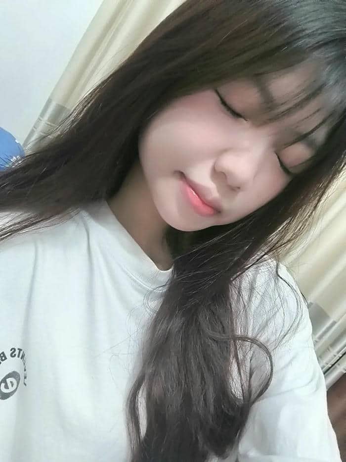 kham pha ve dep tinh te qua anh gai xinh tran truong nghe thuat va suy ngam xa hoi 697d208302480