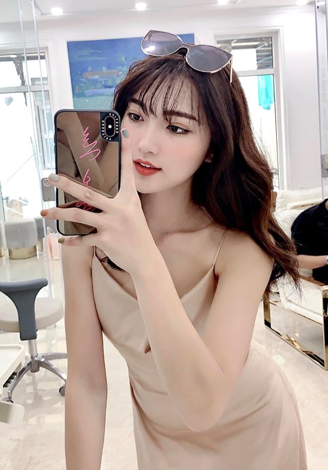 nhung goc nhin toan dien ve anh huong cua 18 gai xinh tren mang thuc trang va he luy 697d92e5ef9a1