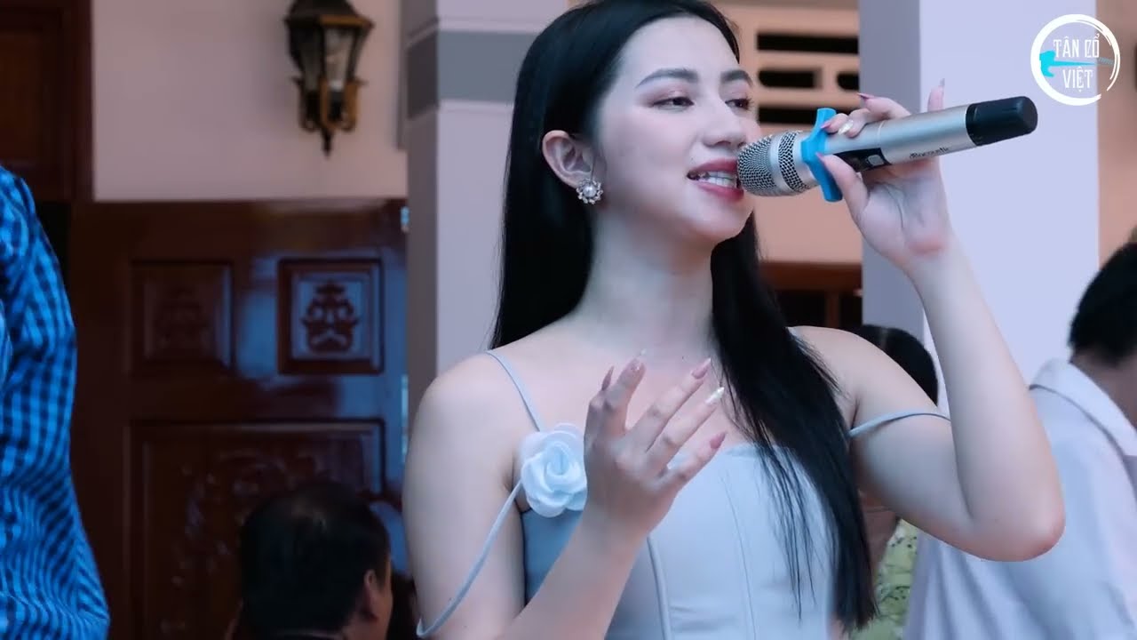 Phân Tích Về Xu Hướng Tìm Kiếm "Bú Dú Gái Xinh" Trên Mạng Xã Hội - Những Ảnh Hưởng và Các Giải Pháp Đổi Mới