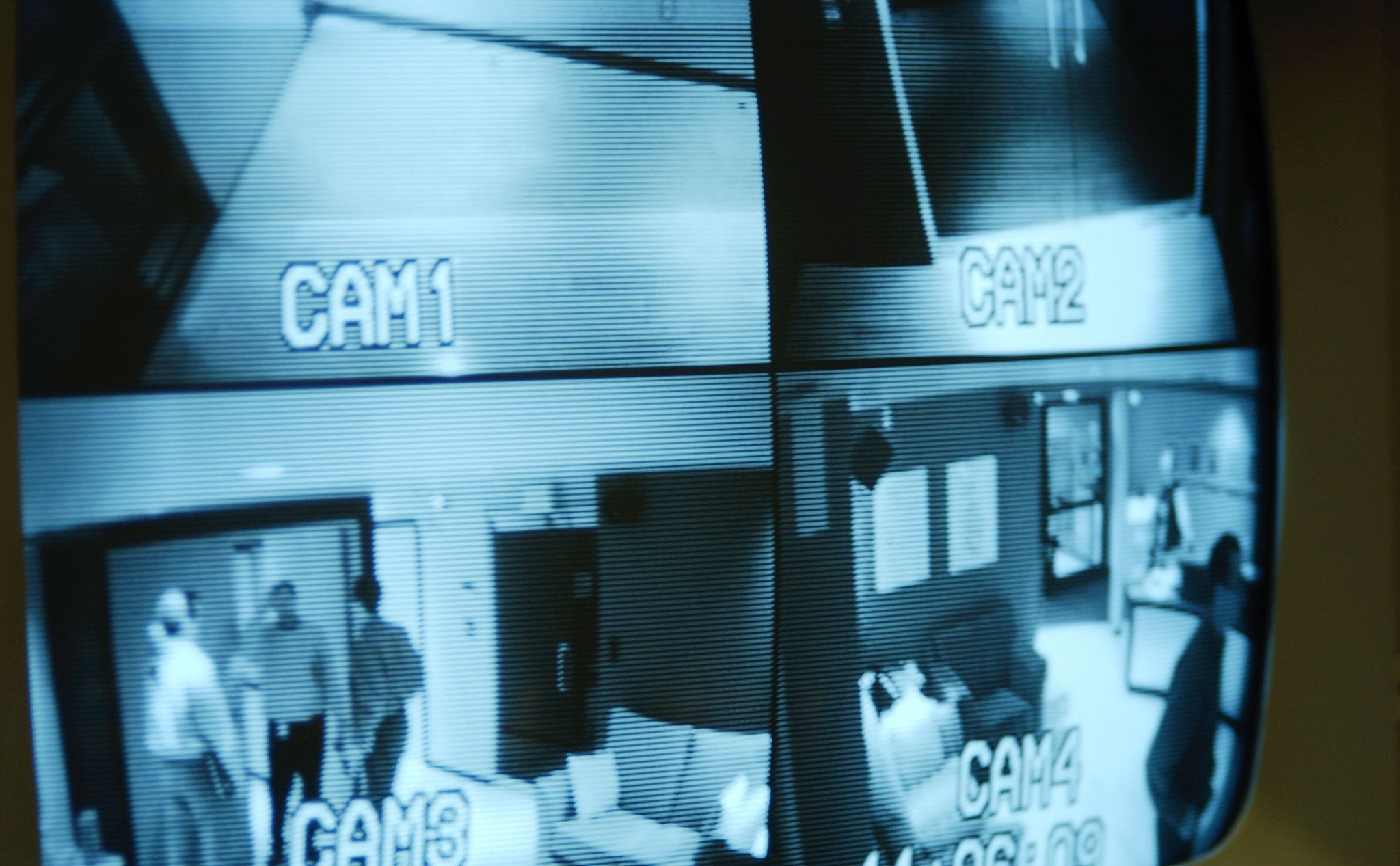 Quay lén gái xinh Việt Nam tắm – Nỗi ám ảnh của quyền riêng tư và lối thoát cho xã hội hiện đại