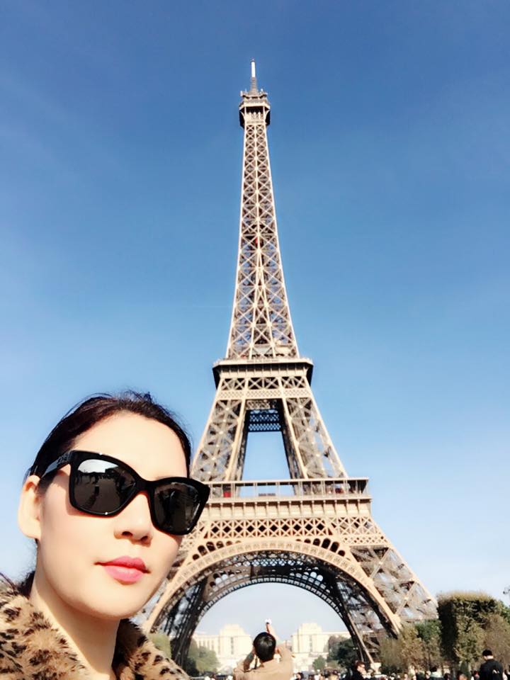 ve dep va phong cach cua cac chi em xu huong moi nhat ton vinh nhung chic gai xinh trong moi khoanh khac 697db3b626a2d